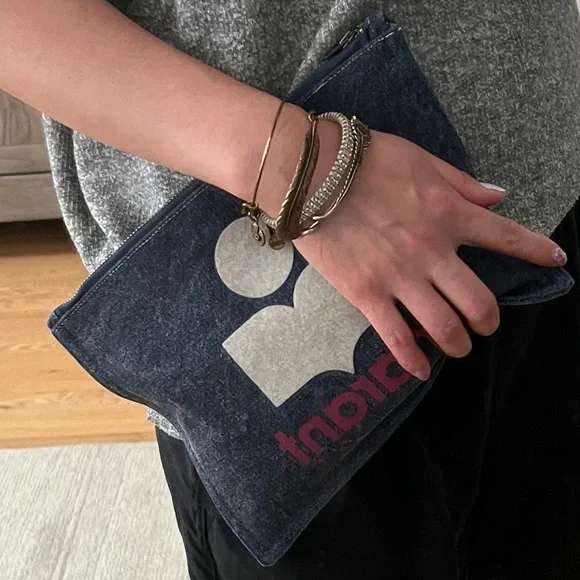 Stack of bracelets - Picture 6 of 7